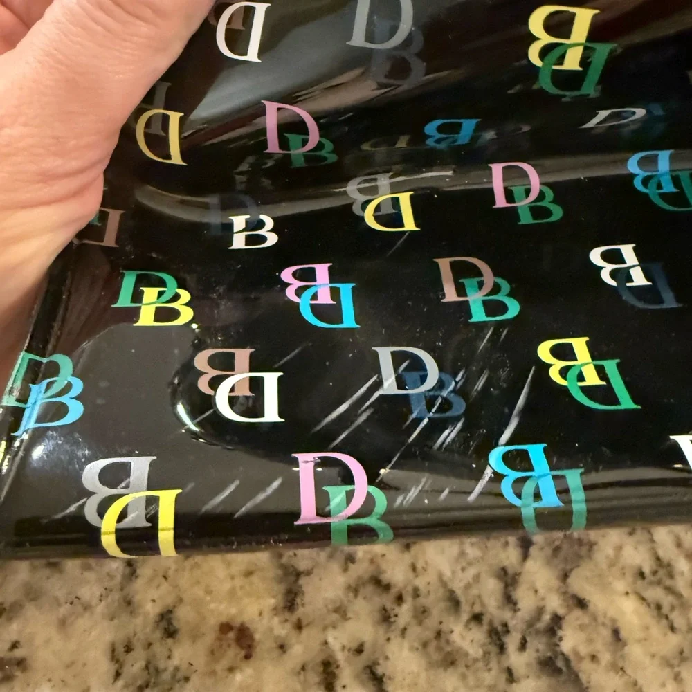 VTG Dooney & Bourke Black Tote with Multicolor Logo and leather strap - Picture 11 of 12